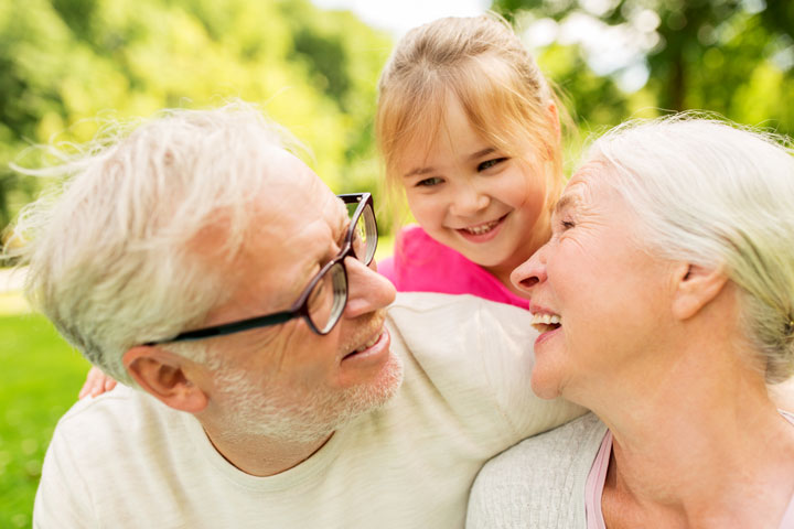 senior-grandparents-and-granddaughter-image
